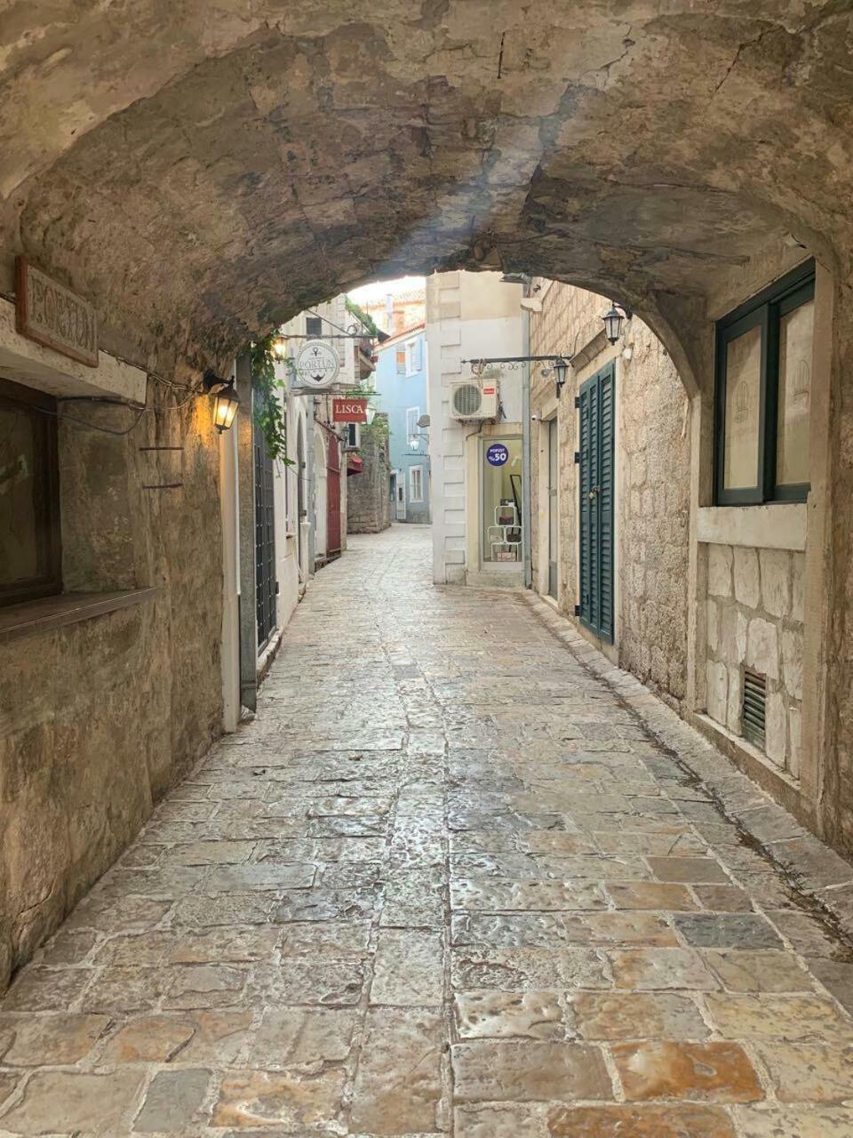 ブドヴァPortun IIアパートメント エクステリア 写真